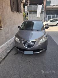 lancia ypsilon 1200 benzina 69cc