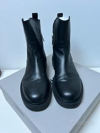 Scarpe donna tipo anfibi