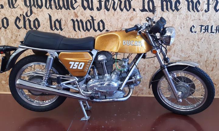 Ducati 750 GT