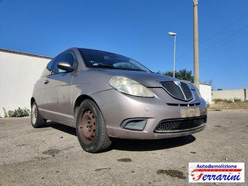 Lancia ypsilon 843 1.4 lpg 78cv 10-11 - ricambi