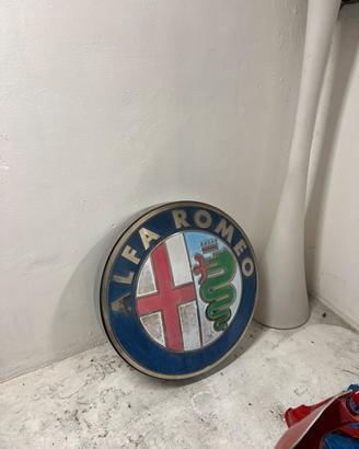 Insegna luminosa Alfa Romeo