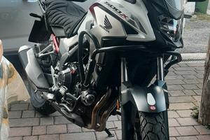  Honda CB500X  2021 E5. 
