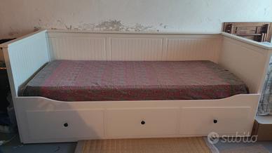 Letto Ikea modello Hemnes bianco