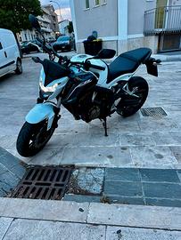 HONDA CB650F