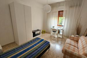 Stanze singole per studenti e/o lavoratori