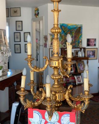 Lampadario vintage 9luci in legno foglia oro