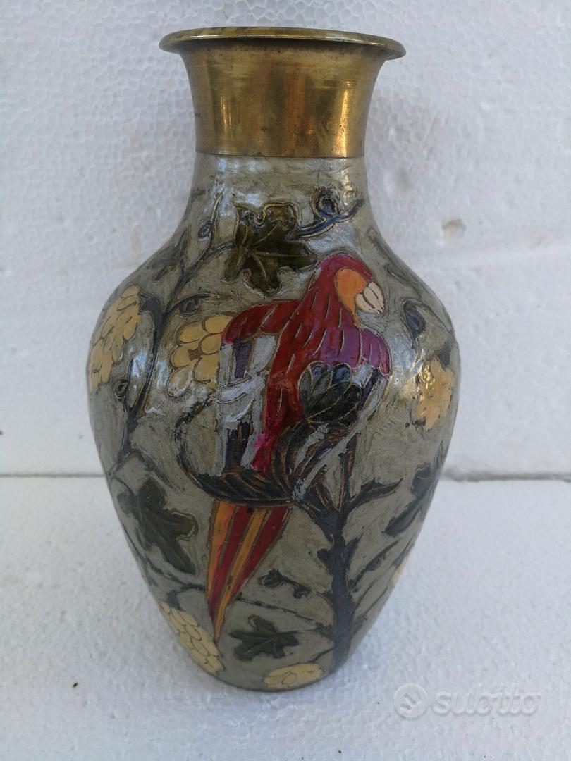 Antico vecchio vaso Giapponese ottone - Collezionismo In vendita a Bari