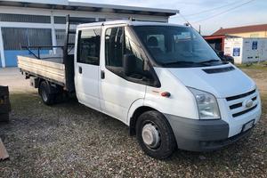 Ford transit 6 posti