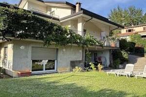 Porzione di villa a Proserpio (CO)