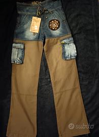 Pantaloni in denim e stoffa. 