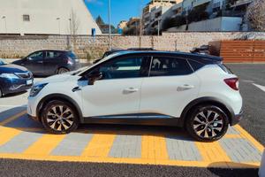 RENAULT CAPTUR
 E-Tech full hybr 145 GUIDA MANUALE