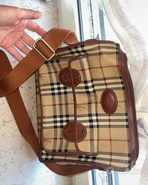 2 borse Burberry