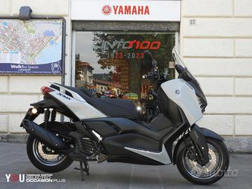 Yamaha X-Max 125 Tech Max +