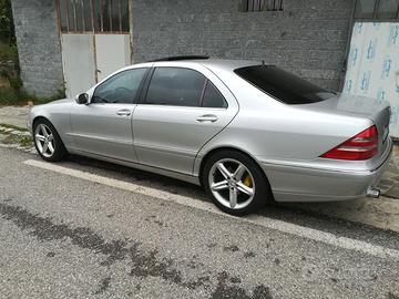 Autovettura Mercedes Benz S320 L