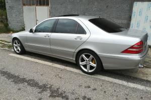 Autovettura Mercedes Benz S320 L