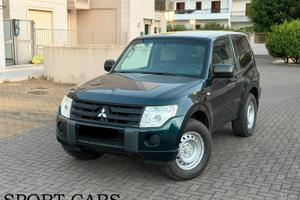 Mitsubishi Pajero 3.2 DI-D 16V aut. 3p. Instyle DP