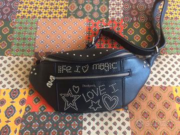 Marsupio NUOVO nero con borchiette Desigual