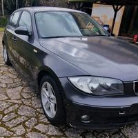 bmw serie 1 vista è piaciuta