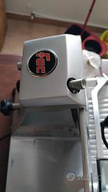 Affettatrice uso domestico