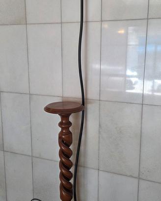 Lampada da terra vintage  base a colonna in le