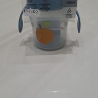 Tazza Suavinex con beccuccio e manici