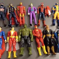 Supereroi giocattoli personaggi Marvel