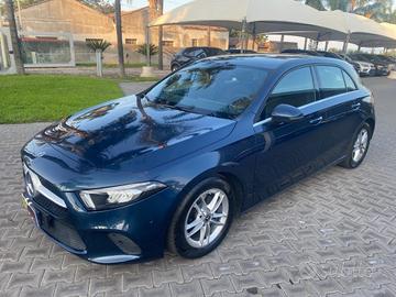MERCEDES-BENZ A 180 d Automatic Sport