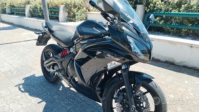 Kawasaki er6f immacolata pari al nuovo
