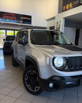 Renegade 2.0 Mjt 170CV 4WD Active Drive Low Trailh