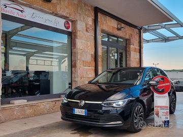 Volkswagen Golf 1.0 TSI EVO Life dsg 110cv
