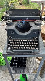 Macchine da scrivere Olivetti m40