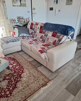 Divano in pelle