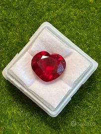 Rubino rosso 10.99 ct taglio Cuore certificato