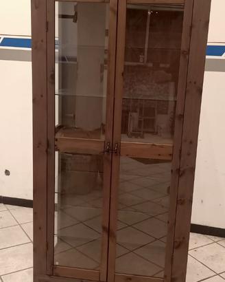 vetrina ikea