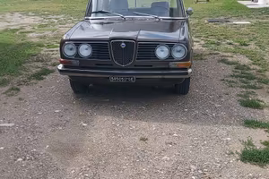 lancia flavia 2000 ie