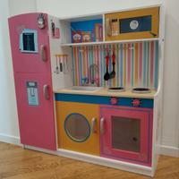 Cucina giocattolo per bambini, in legno