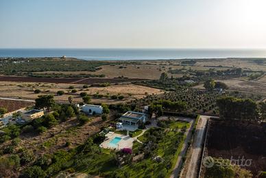 TORRE INSERRAGLIO - Villa indipendente con piscina