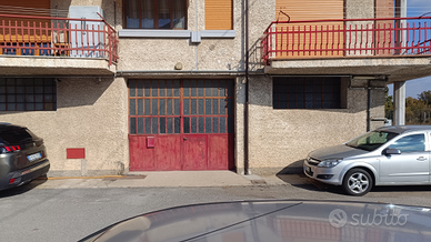 Magazzino box in Madonna dell'Olmo