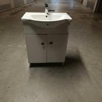lavabo stretto con mobiletto porta detersivi