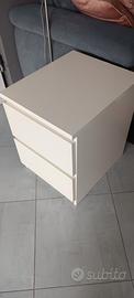 comodino Ikea