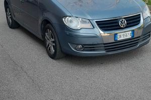 WOLKSVAGEN TOURAN BENZINA METANO 
