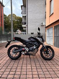 Honda CB 125 R