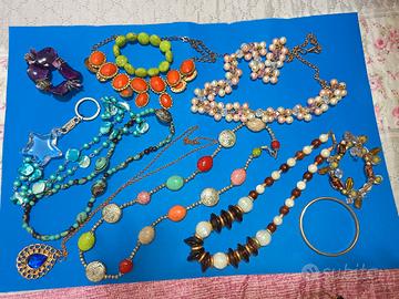 Lotto bigiotteria vintage