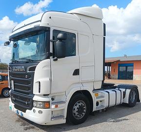 Trattore stradale Scania R560