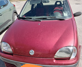 Fiat 600 rossa usata