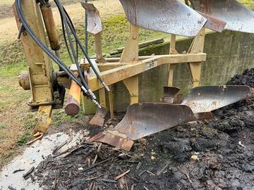 Aratro bivomere gì vi