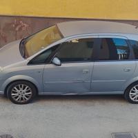 Autovettura Opel Meriva