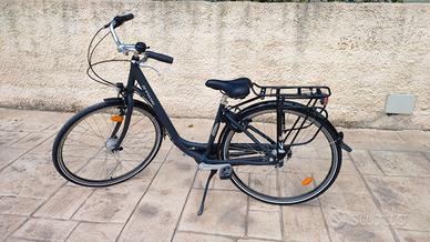 Bici Elops 920 Grigio scuro telaio basso