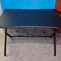 Scrivania gaming GXT711 – Trust
