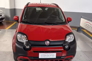 FIAT PANDA 1.0 HYBRID CROSS (25.000 KM!)